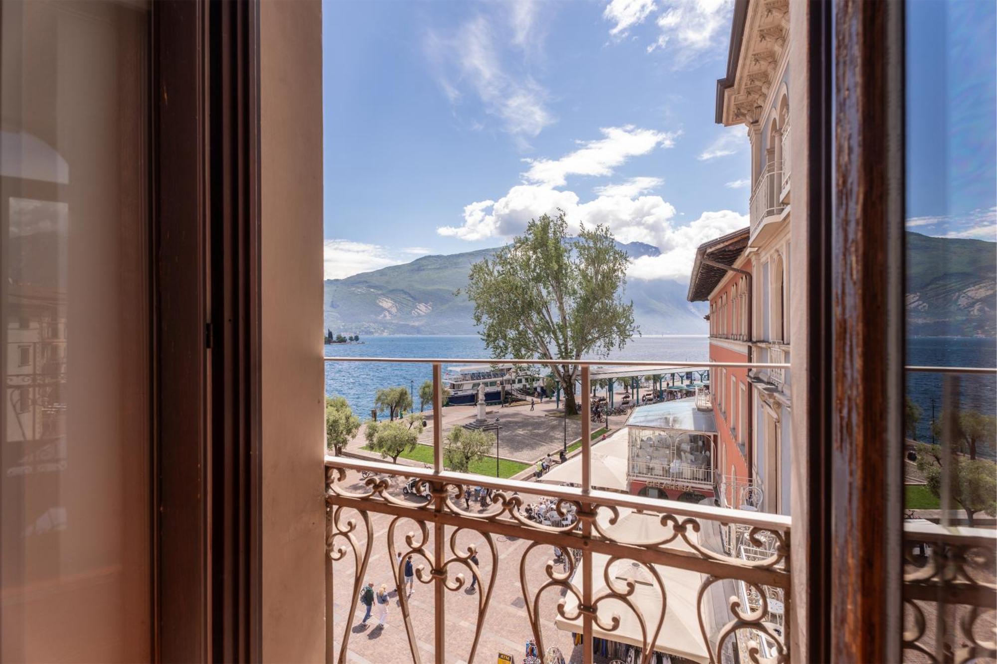Casa La Torre, The View On The Lake Riva del Garda Dış mekan fotoğraf