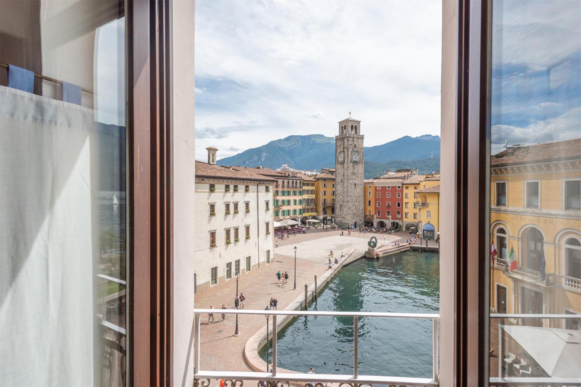 Casa La Torre, The View On The Lake Riva del Garda Dış mekan fotoğraf